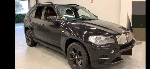 BMW X5 Baureihe xDrive40d*Navi*Alu*Scheckheft*AHK