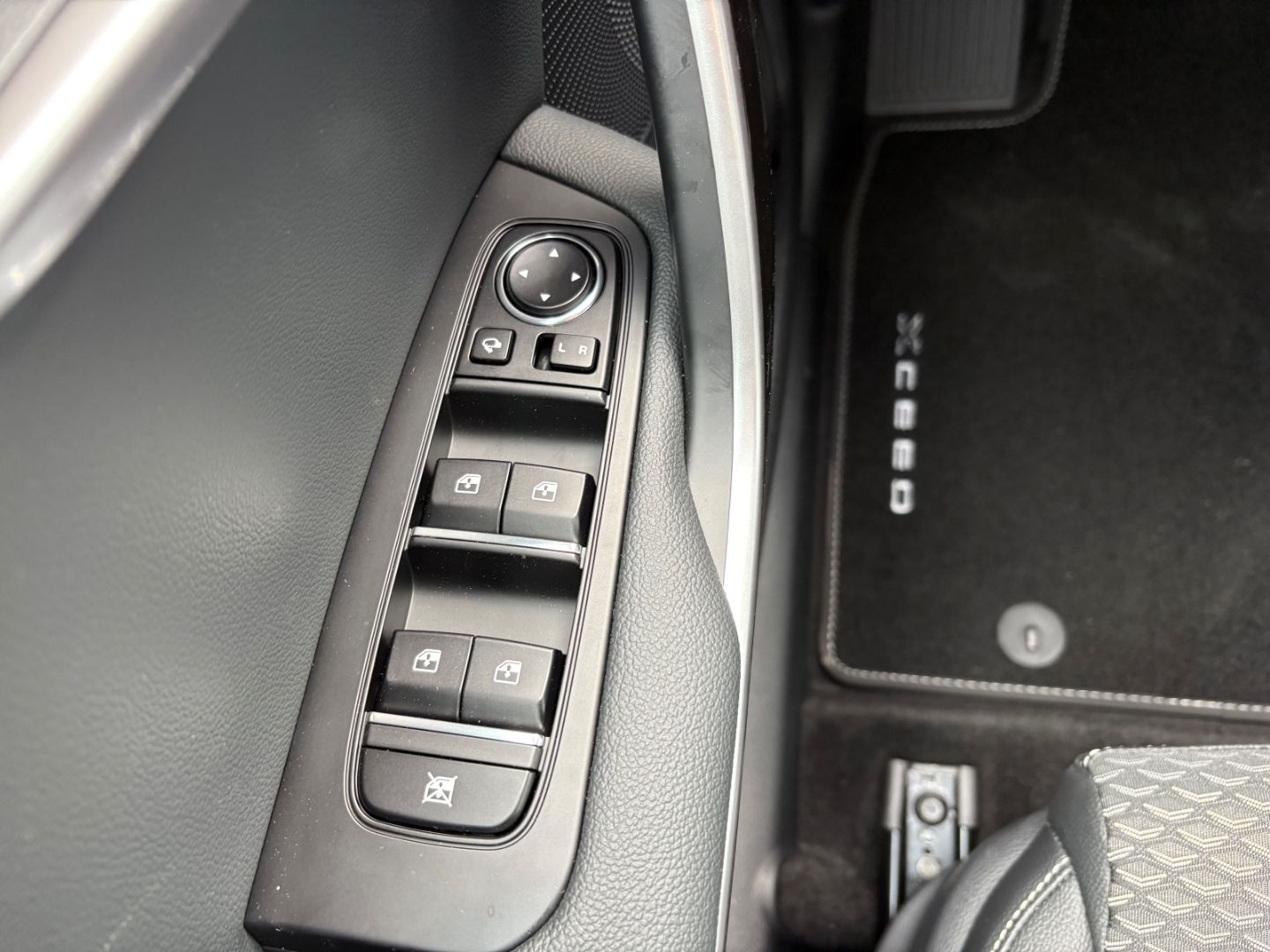 Fahrzeugabbildung Kia XCeed Spirit TotWinkAss NotBremsAss P2