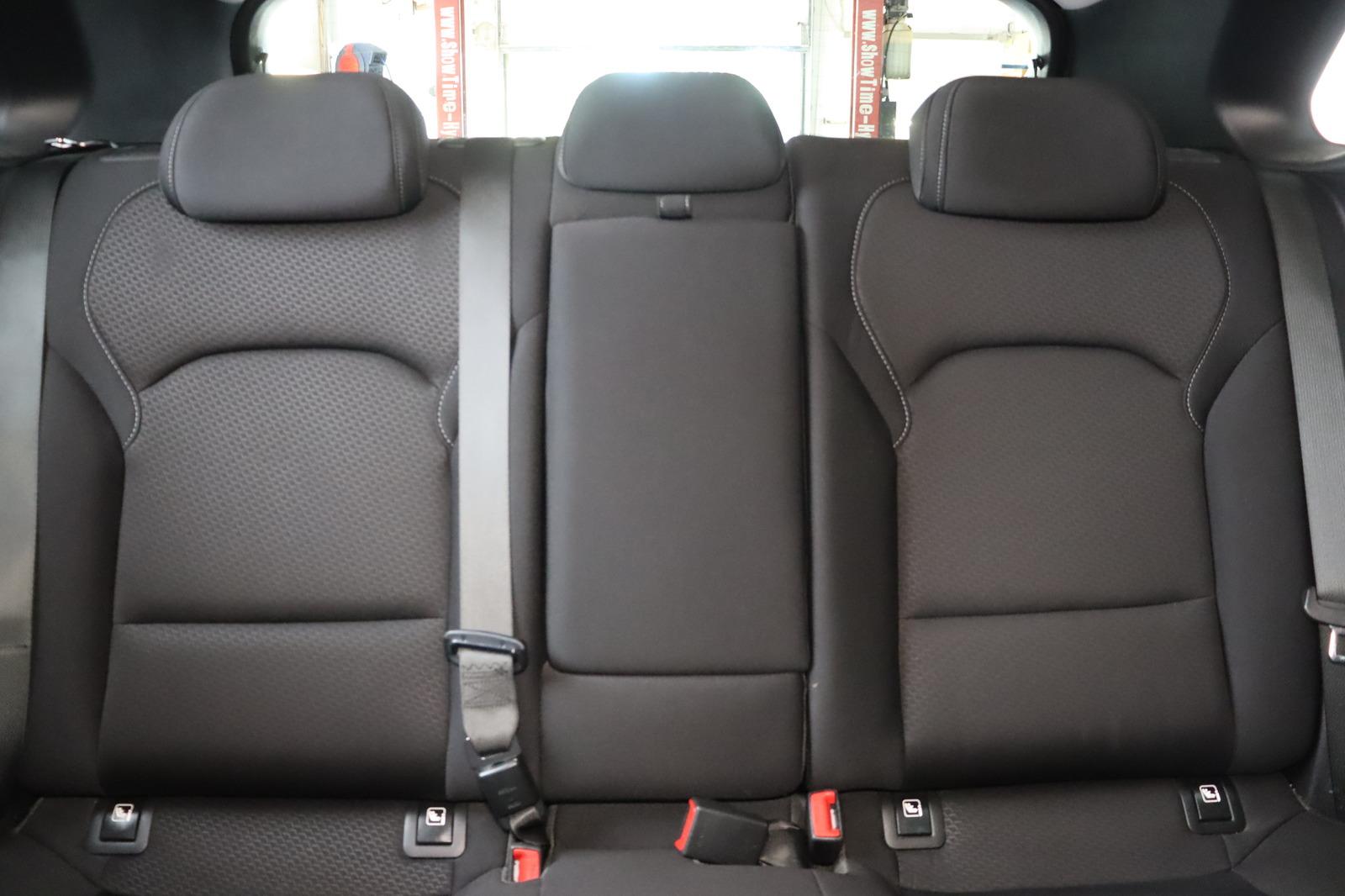 Hyundai i30 1.4i * SHZ * Navi * DAB+ * Klima * YES!