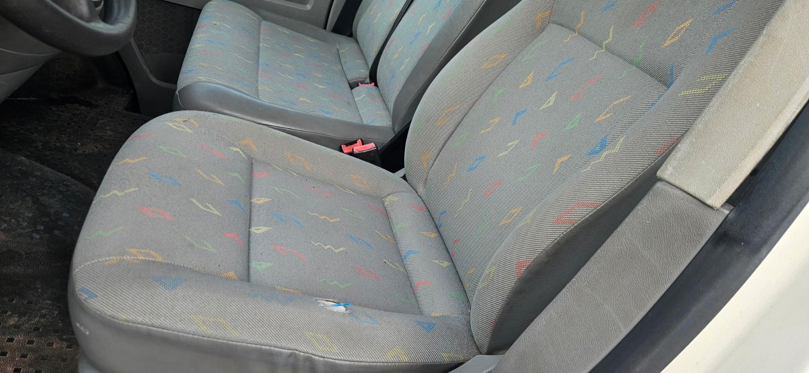 Volkswagen Transporter 2006 — photo 6