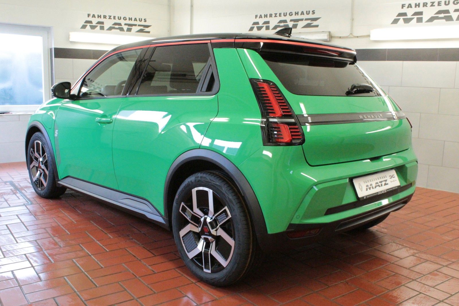 Fahrzeugabbildung Renault R 5  E-Tech Techno 120 Urban Range *Winterpaket*