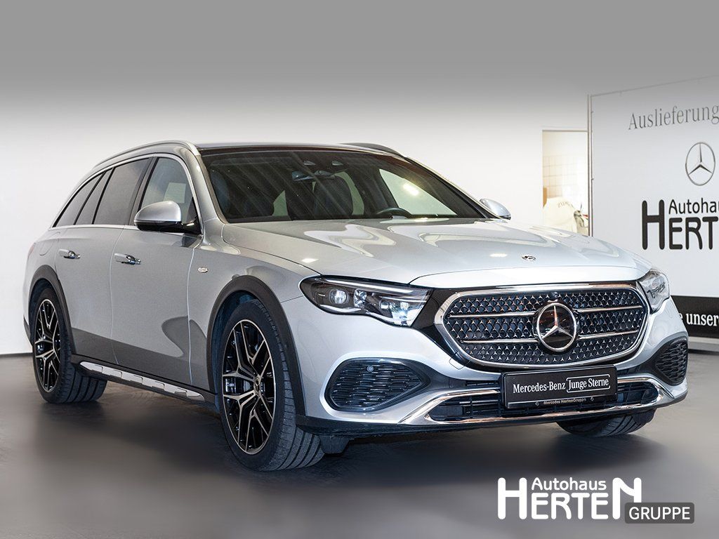 Mercedes-Benz E 300 T-Model de 4Matic AVANTGARDE PERMIUM PLUS foto 3