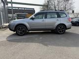 Subaru Forester Comfort - Subaru mit Benzin-Antrieb: Geländewagen, Automatik