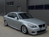 BMW E60 530d/M paket/Lci/head up/Scheckheft/2hd. - BMW 530: 530d E60