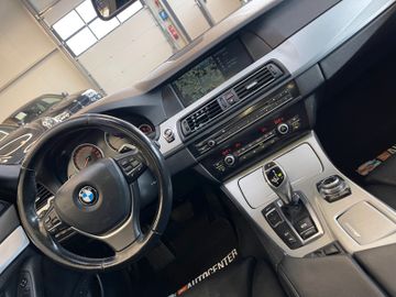 BMW 530d xDrive *Night Vision*PANORAMA*NAVI*PDC*SHZ*