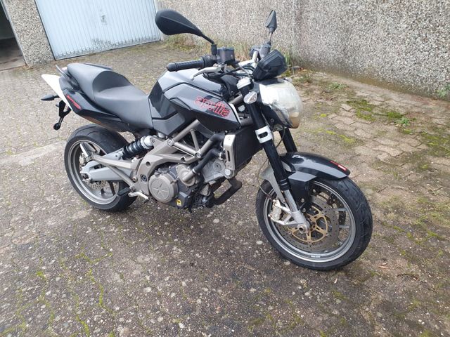 Aprilia Shiver750