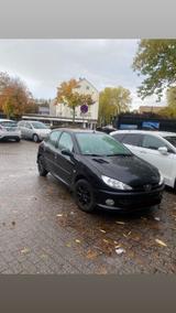 Peugeot, 206 kein TÜV - gebrauchte Peugeot 206 aus dem Jahr 2008