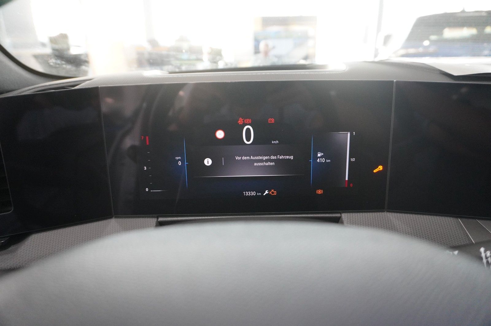 Fahrzeugabbildung Opel Astra L Lim. 1.2T GS SPORT NAVI/LED/360°/HUD/DAB