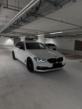 BMW 540d xDrive VOLLAUSSTATTUNG / BMW Historie / - BMW 540 mit Diesel-Antrieb: Limousine
