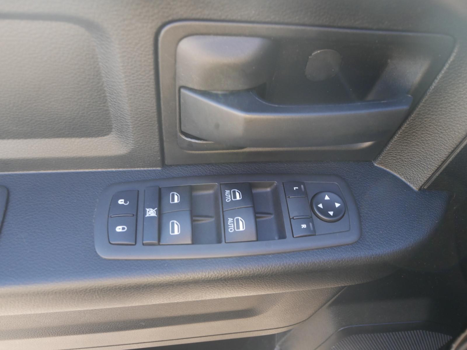 Dodge Ram 1500 Classic, миниатюра 18