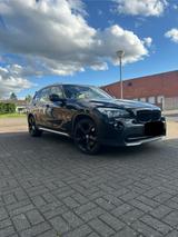 BMW X1 xDrive23d - Automatik-Panoramadach-Keyless Go - gebrauchte BMW X1 aus dem Jahr 2009