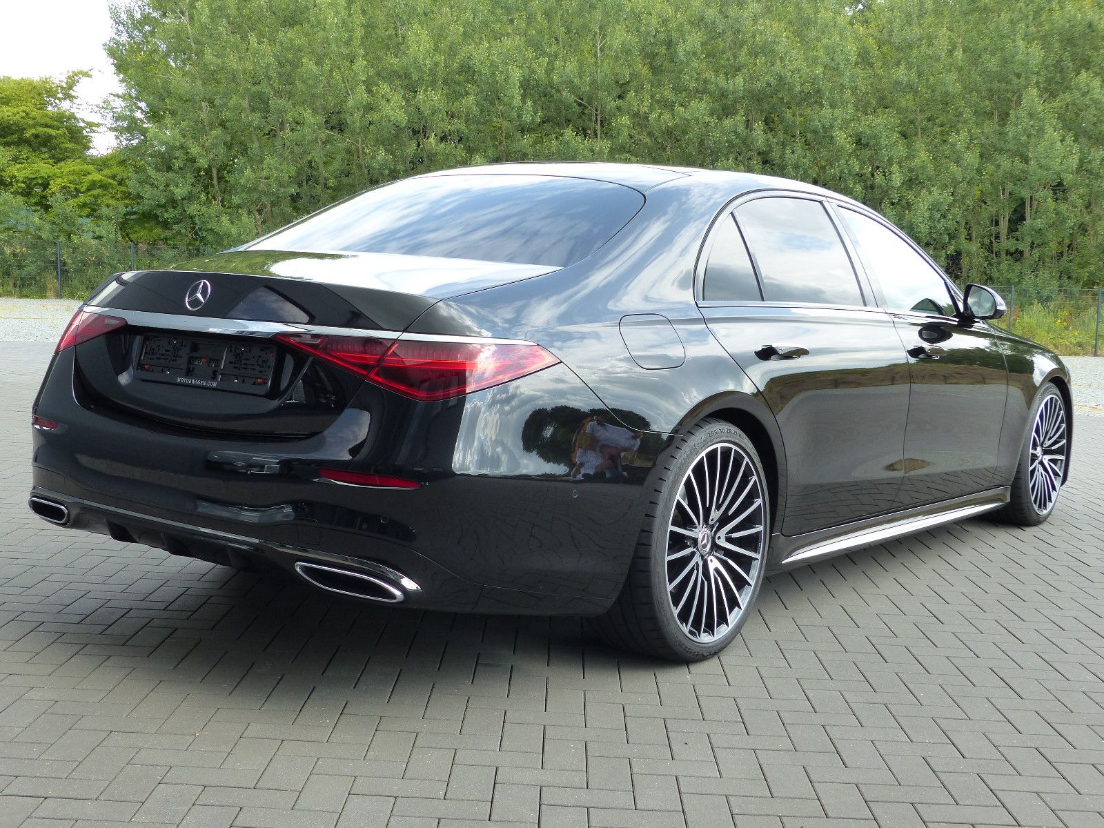Fahrzeugabbildung Mercedes-Benz S 450 d 4Matic L AMG