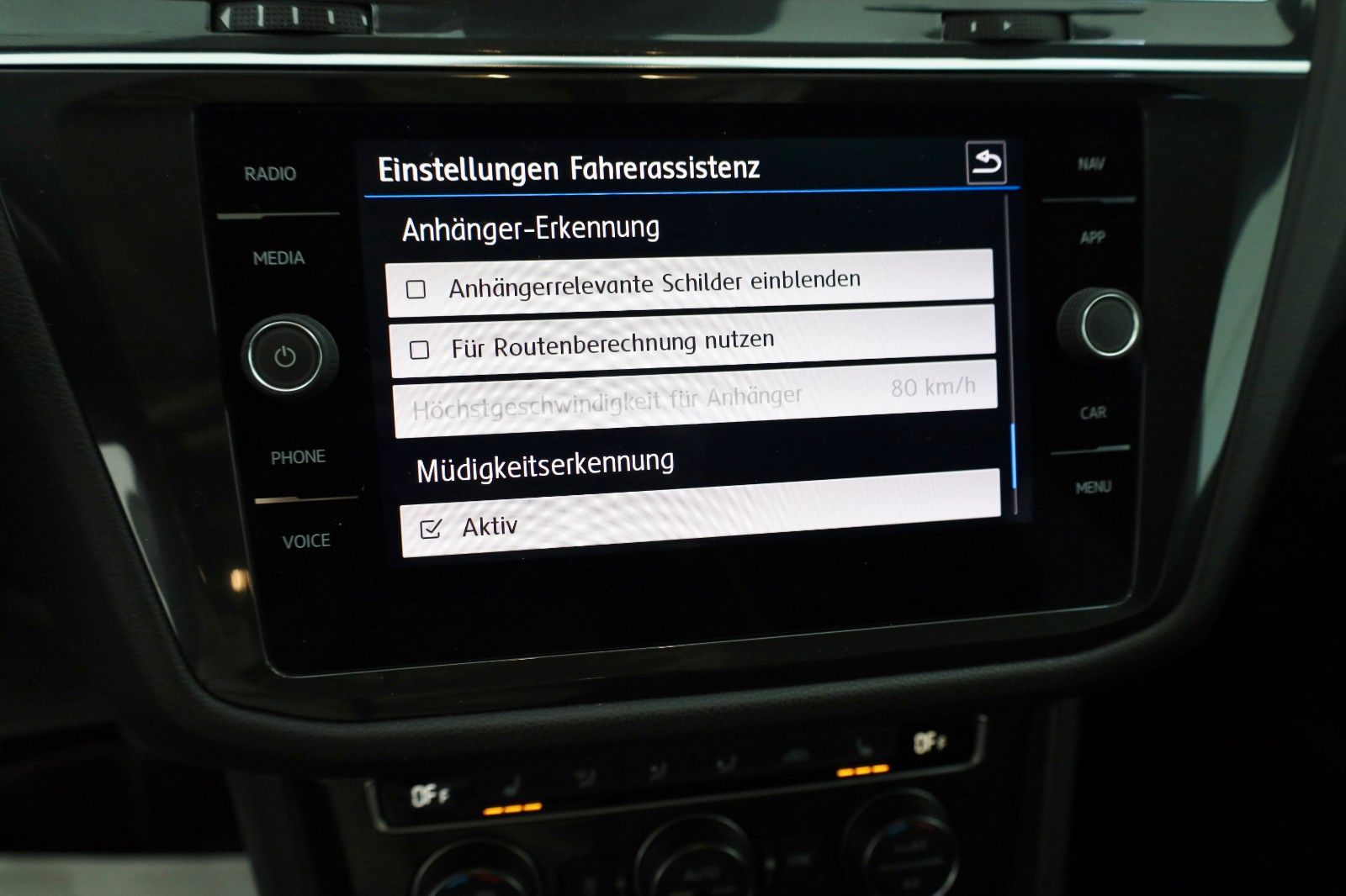 Fahrzeugabbildung Volkswagen Tiguan Allspace Comfortline,Navi,SH,ACC,AHK,+WR