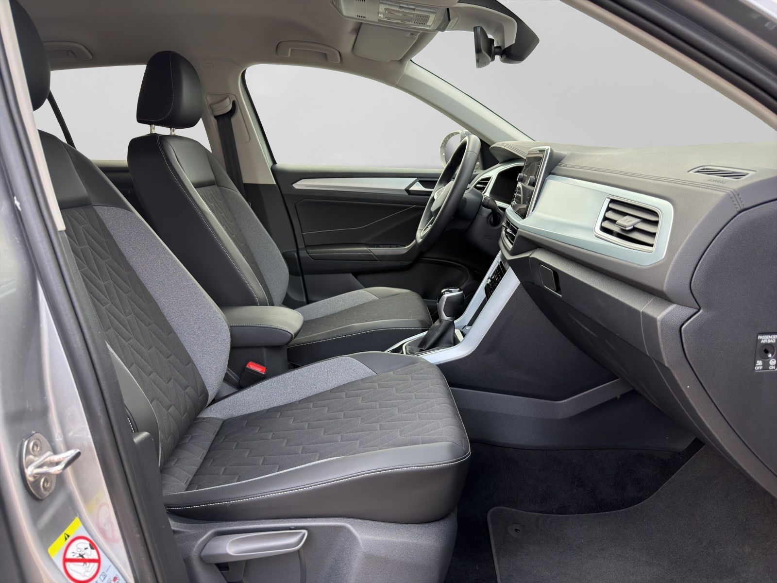 Volkswagen T-Roc 2.0 TDI DSG GOAL LM17 LED KLIMA ACC foto 4