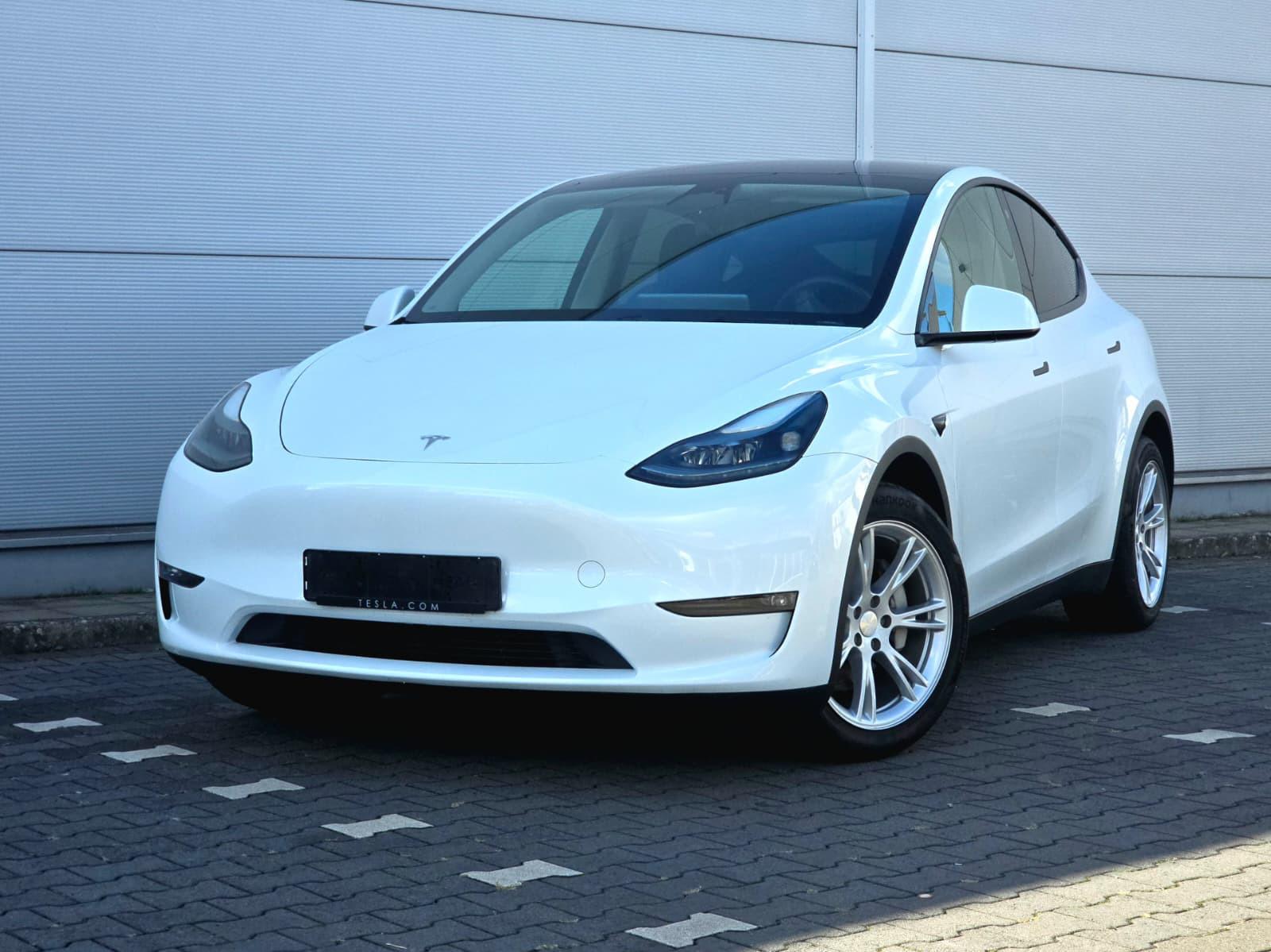 Tesla Model Y Long Range Dual AWD+Leder+1.Hand