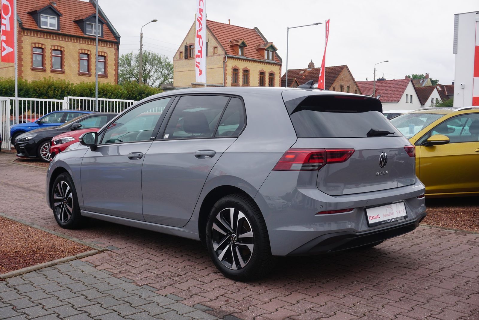Volkswagen Golf VIII 1.0 TSI United LED Navi Android Apple imagem 3