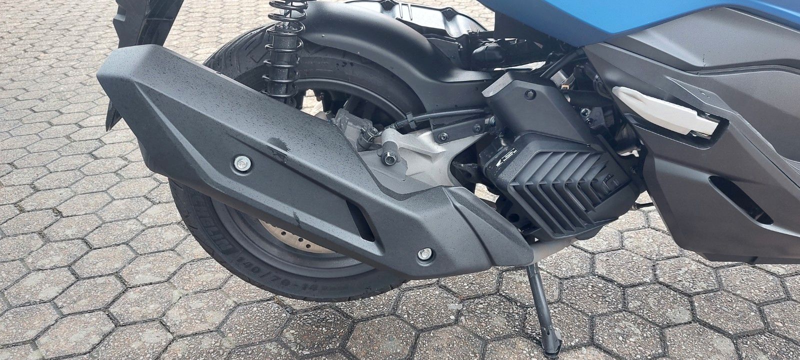 Fahrzeugabbildung Honda Forza 125 AD  NSS 125  Neuzustand 1777 KM