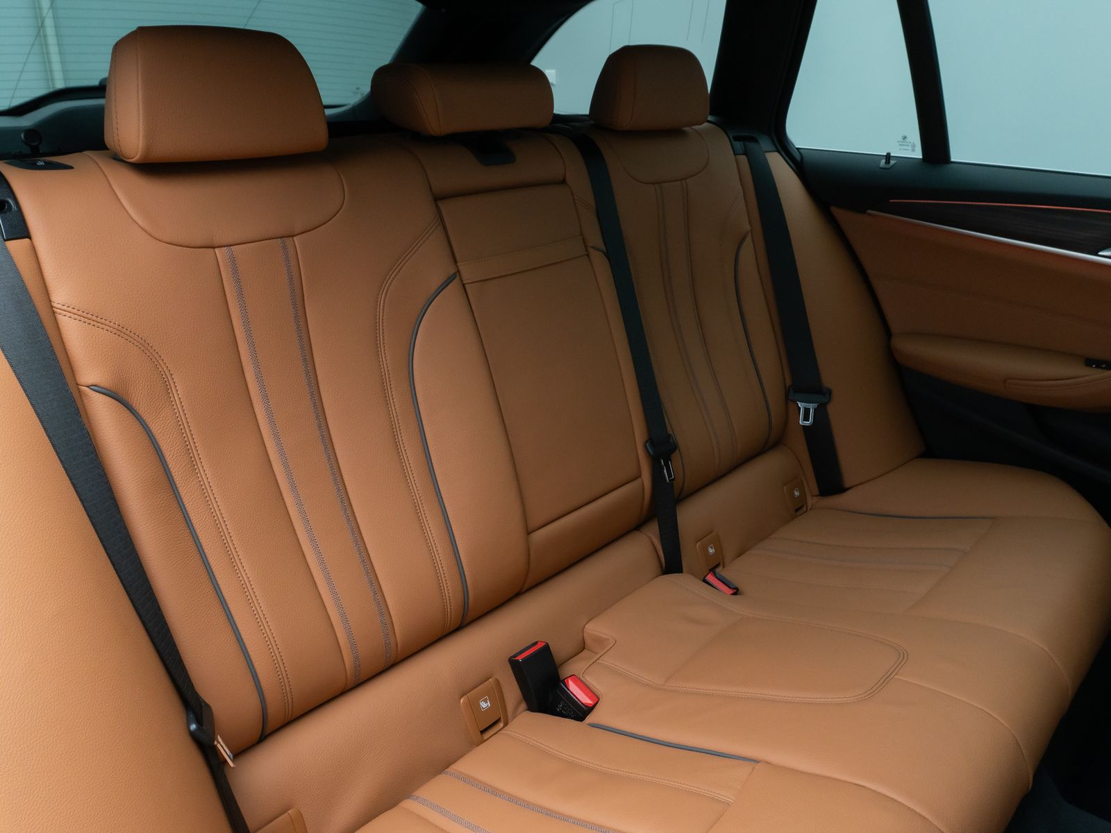 Fahrzeugabbildung BMW 530d M Sport Panorama 360°Laser HUD HiFi SoftCL