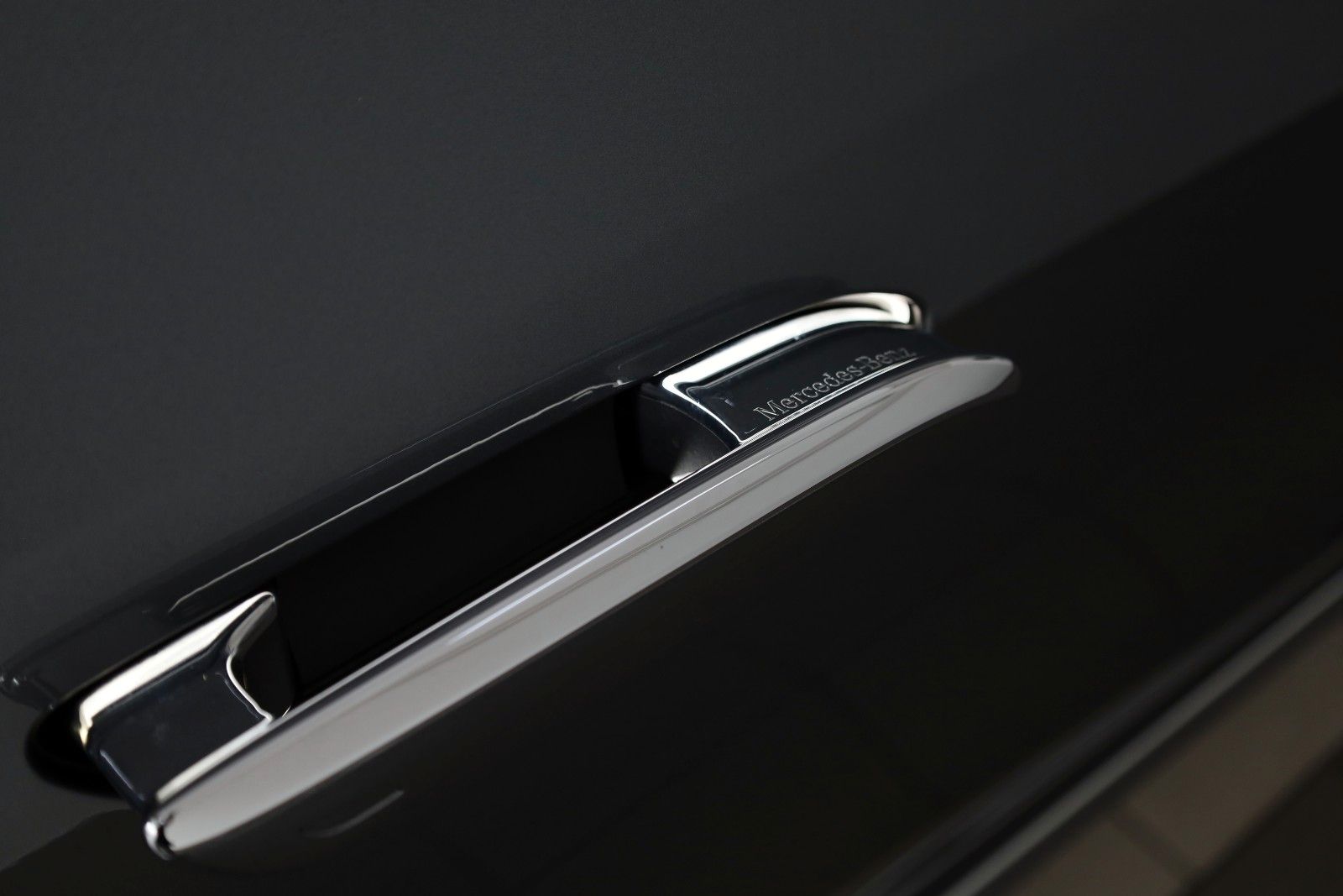 Fahrzeugabbildung Mercedes-Benz EQE SUV 350 Electric Art,Advanced,Kamera,ACC