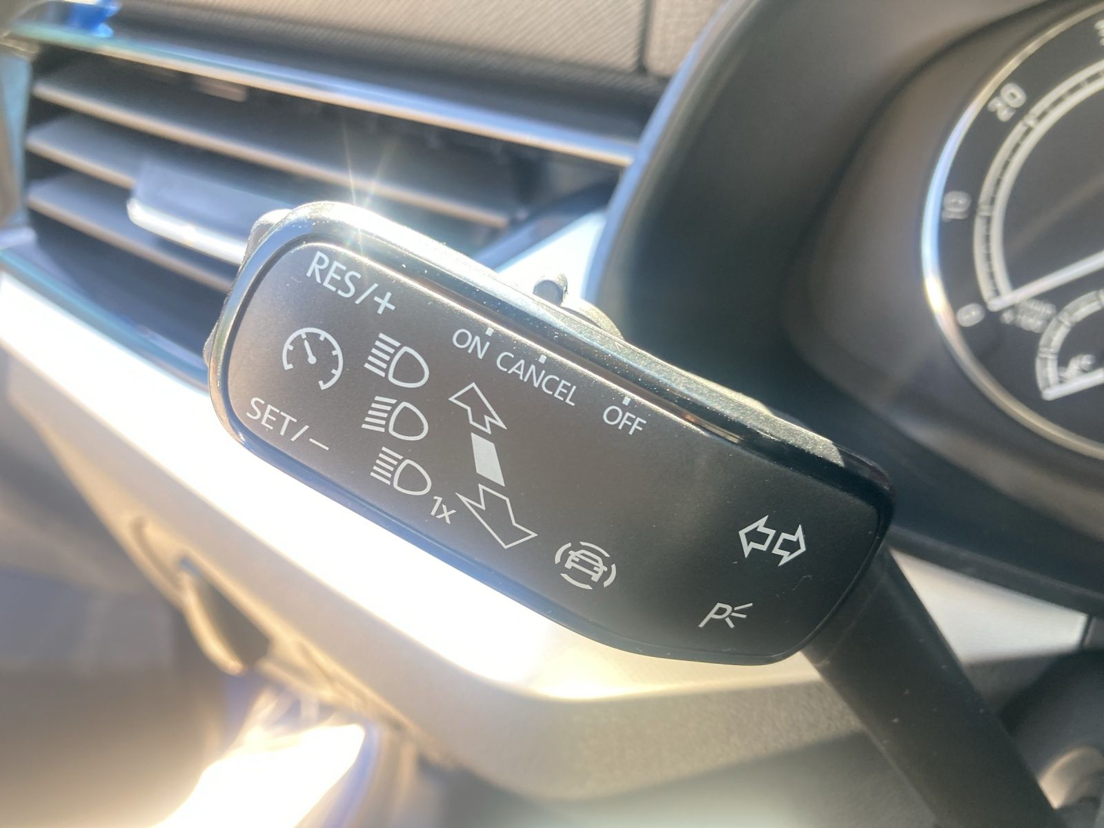Fahrzeugabbildung SKODA Kamiq TSI Drive-125 DSG LED Climatronic GRA PDC