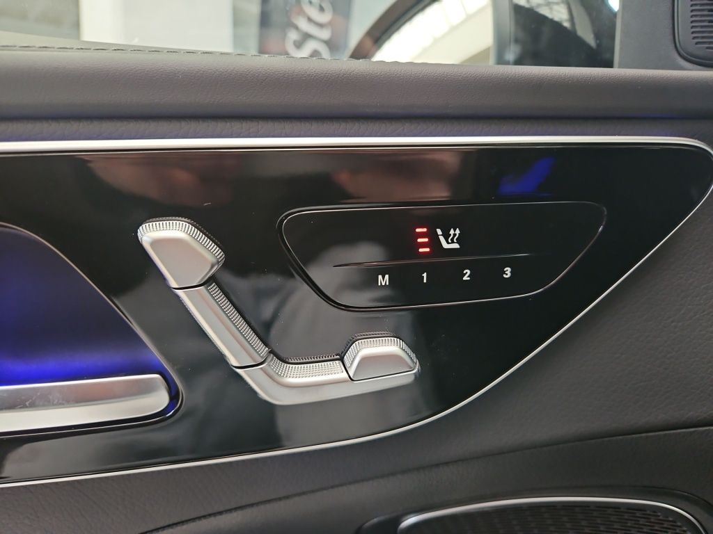 Fahrzeugabbildung Mercedes-Benz C 180 ++ AMG+NIGHT+AHK+MEMORY+KEYLESS+AKUSTIK ++