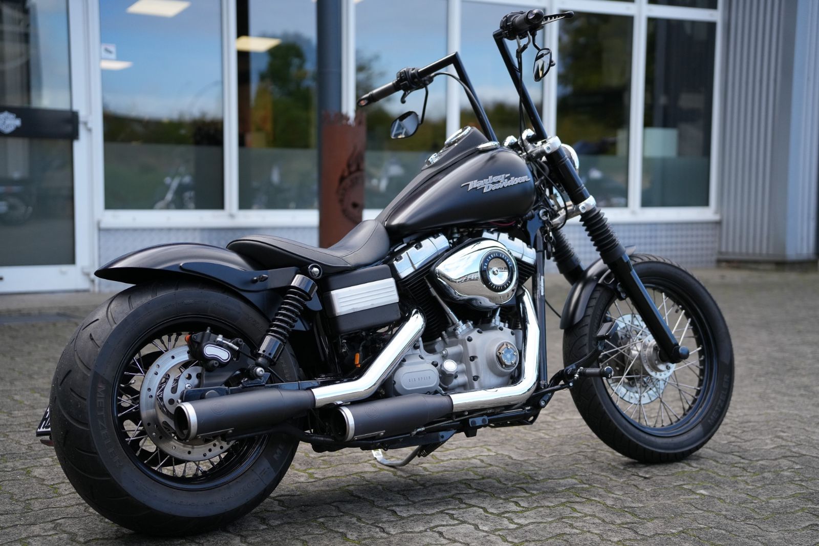 Fahrzeugabbildung Harley-Davidson FXDB Dyna Street Bob Twin Cam 96- Kesstech - Ape