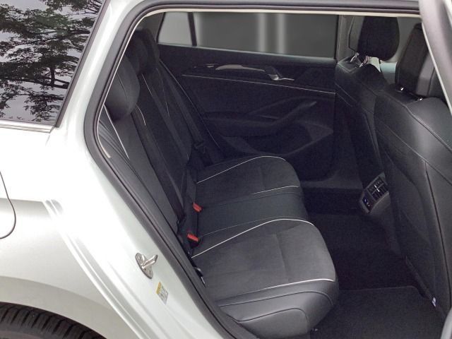Volkswagen Passat Variant - Bild 18