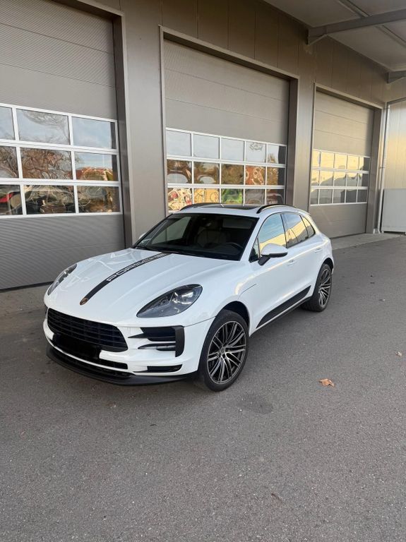 Image of Porsche Macan