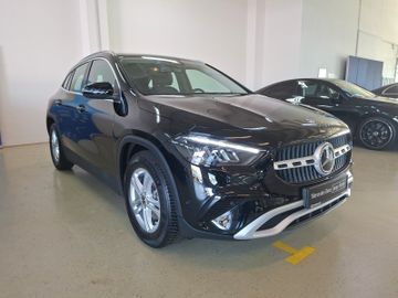 Mercedes GLA 200 - 3