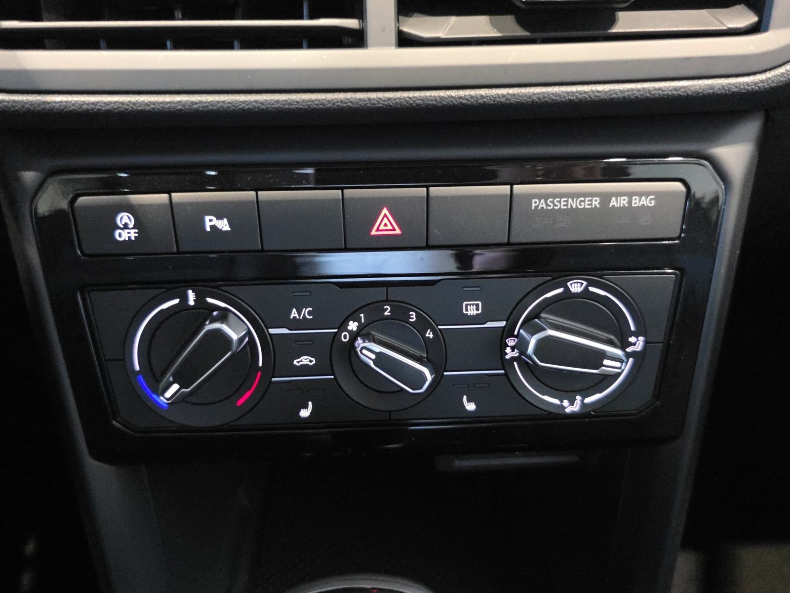 Volkswagen T-Cross - Bild 18