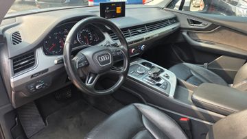 Audi Q7 - 7