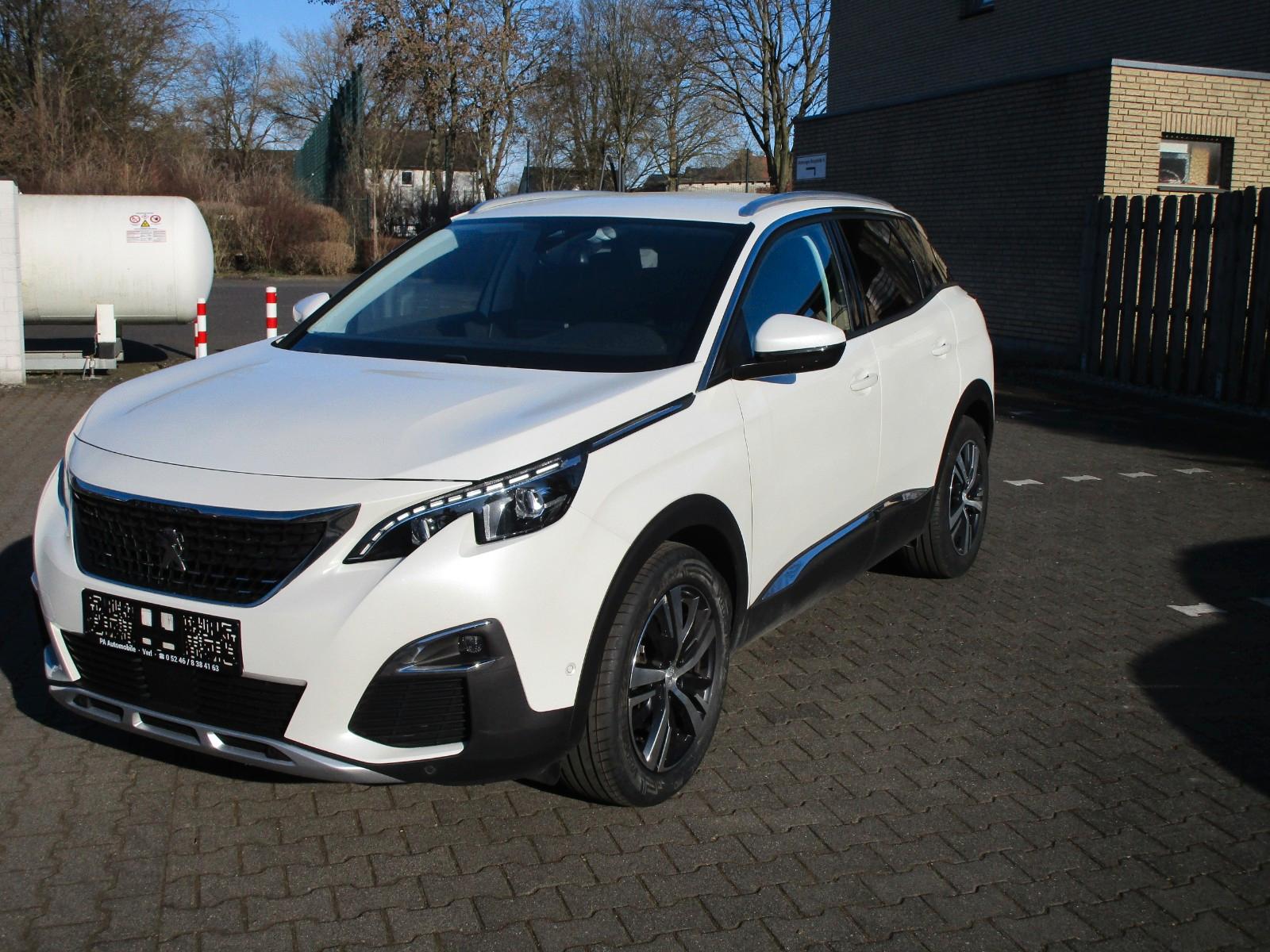 Peugeot 3008 Allure*EAT8*Business*Navi*Vollleder*LED*
