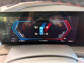 2024 BMW XM — миниатюра 23