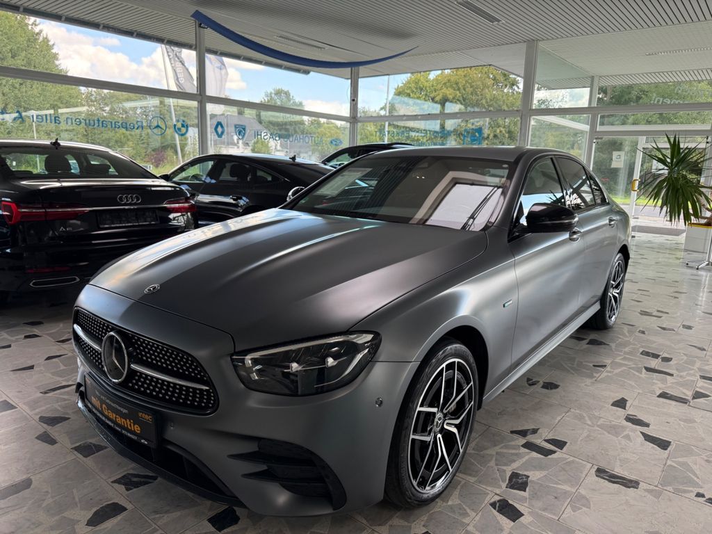 Image of Mercedes-Benz E 300