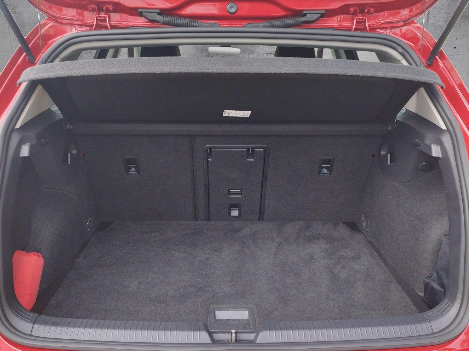 Volkswagen Golf VIII Active1.0 TSI MATRIX/PANO/CARPLAY, миниатюра 12
