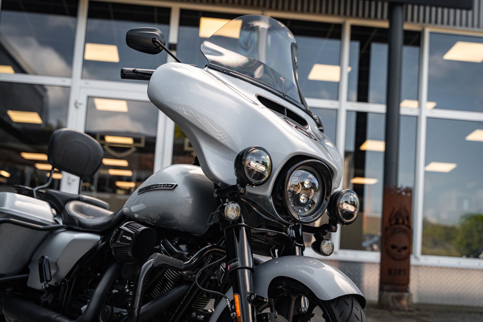 Fahrzeugabbildung Harley-Davidson FLHXS Street Glide 114 cui - Jekill & Hyde -