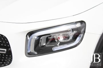 Fahrzeugabbildung Mercedes-Benz GLB 250  4Matic Night Panorama 360° Burmester