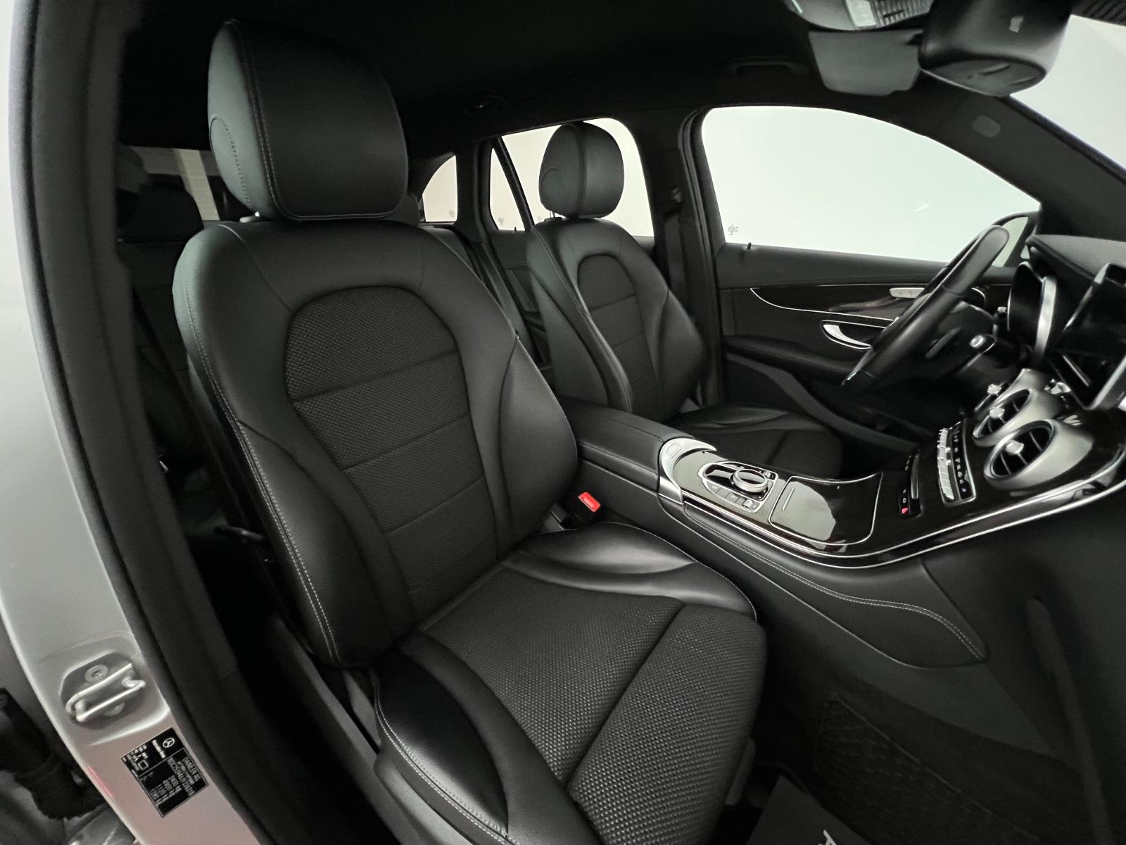 Mercedes-Benz GLC 250 4Matic / NUR 49.tKM / 2.HD / LED /