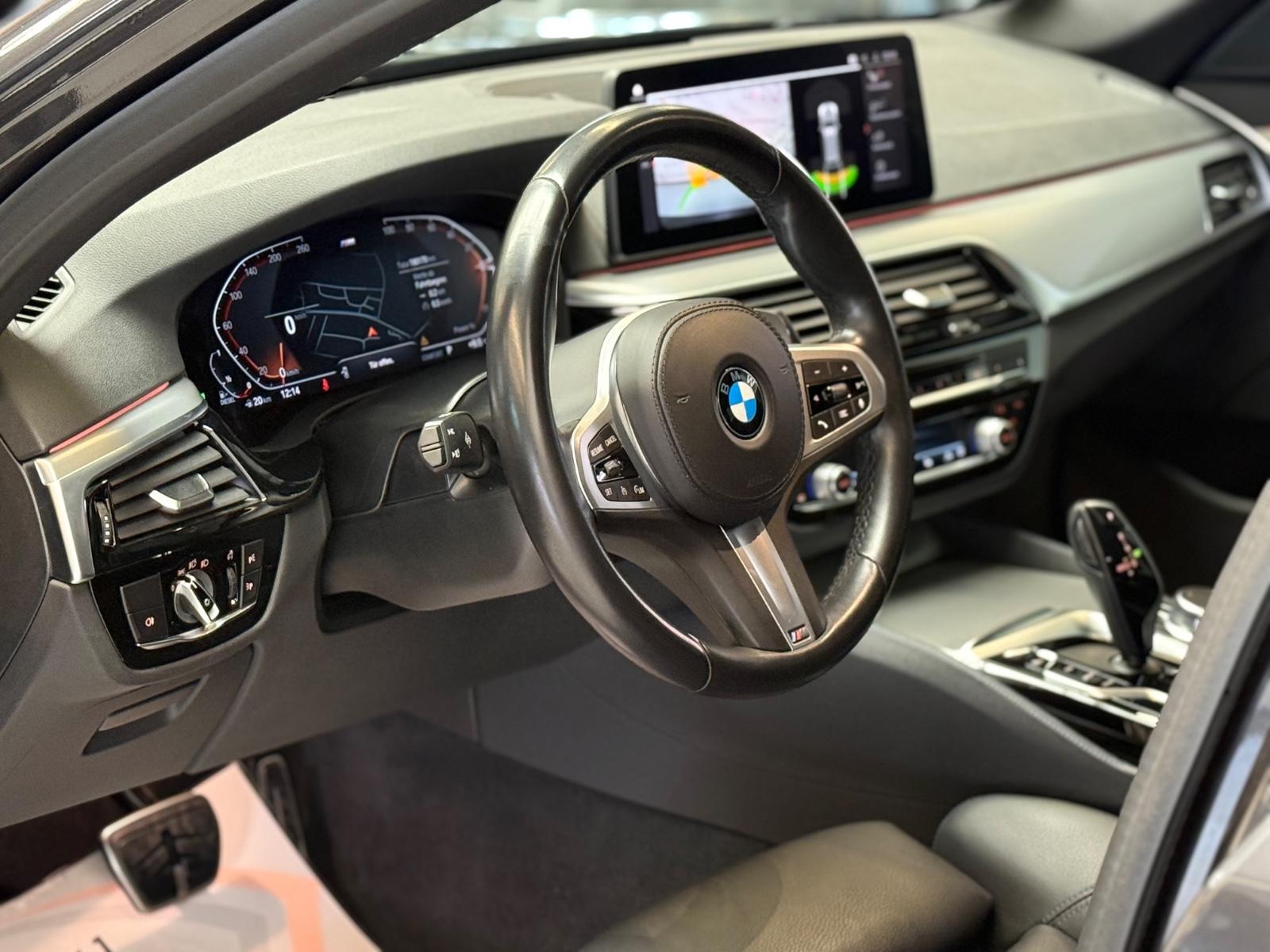 BMW 540d xDrive M Sport DIGI/LED/NAVI/KAM/SPUR/HIFI