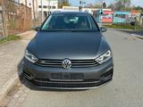 Volkswagen Golf Sportsvan VII Highline R-Line - Volkswagen Golf: Sport Line