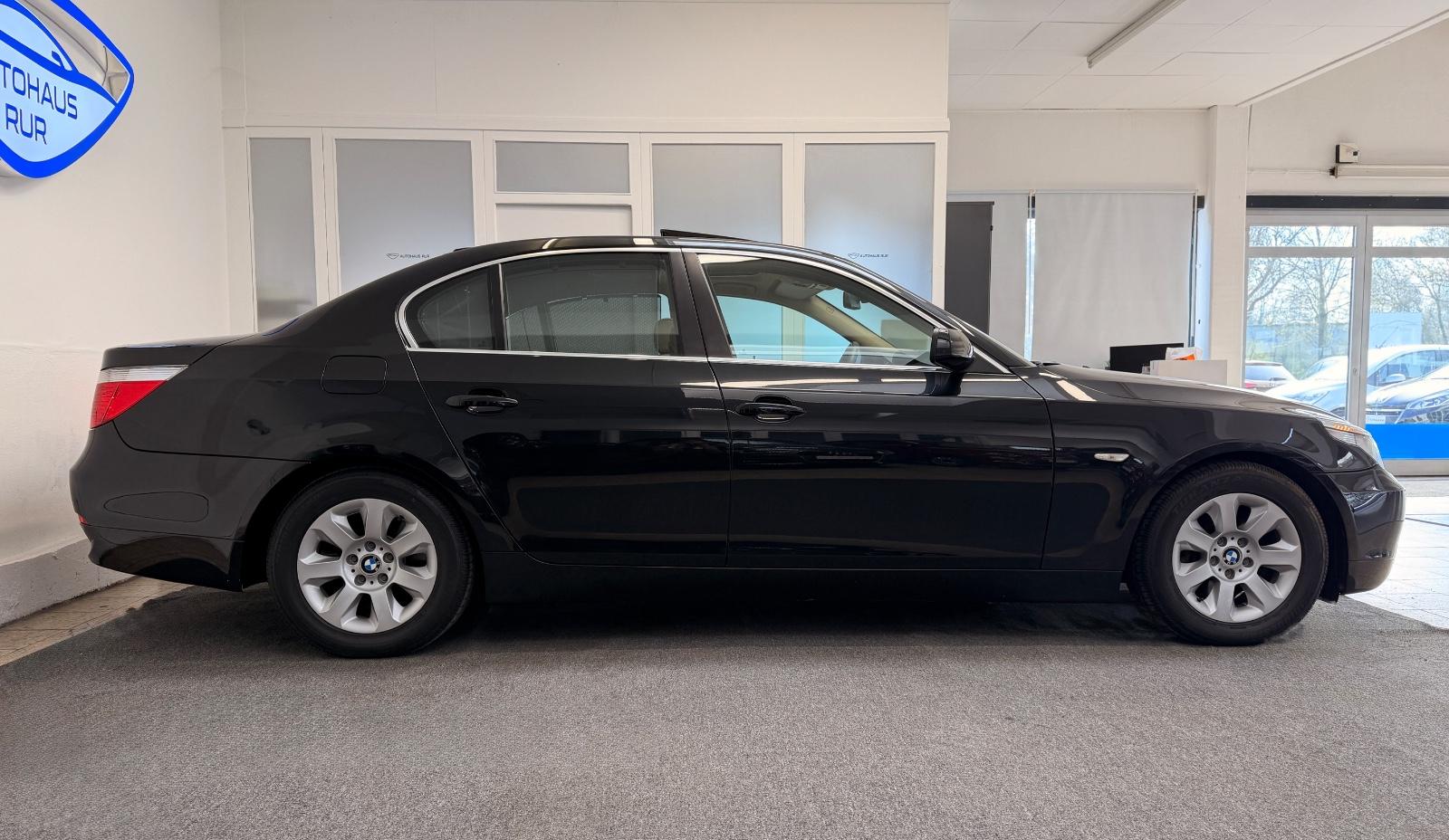 BMW 530i Limousine Exklusive/Automatik/Nur 88Tkm/Nav