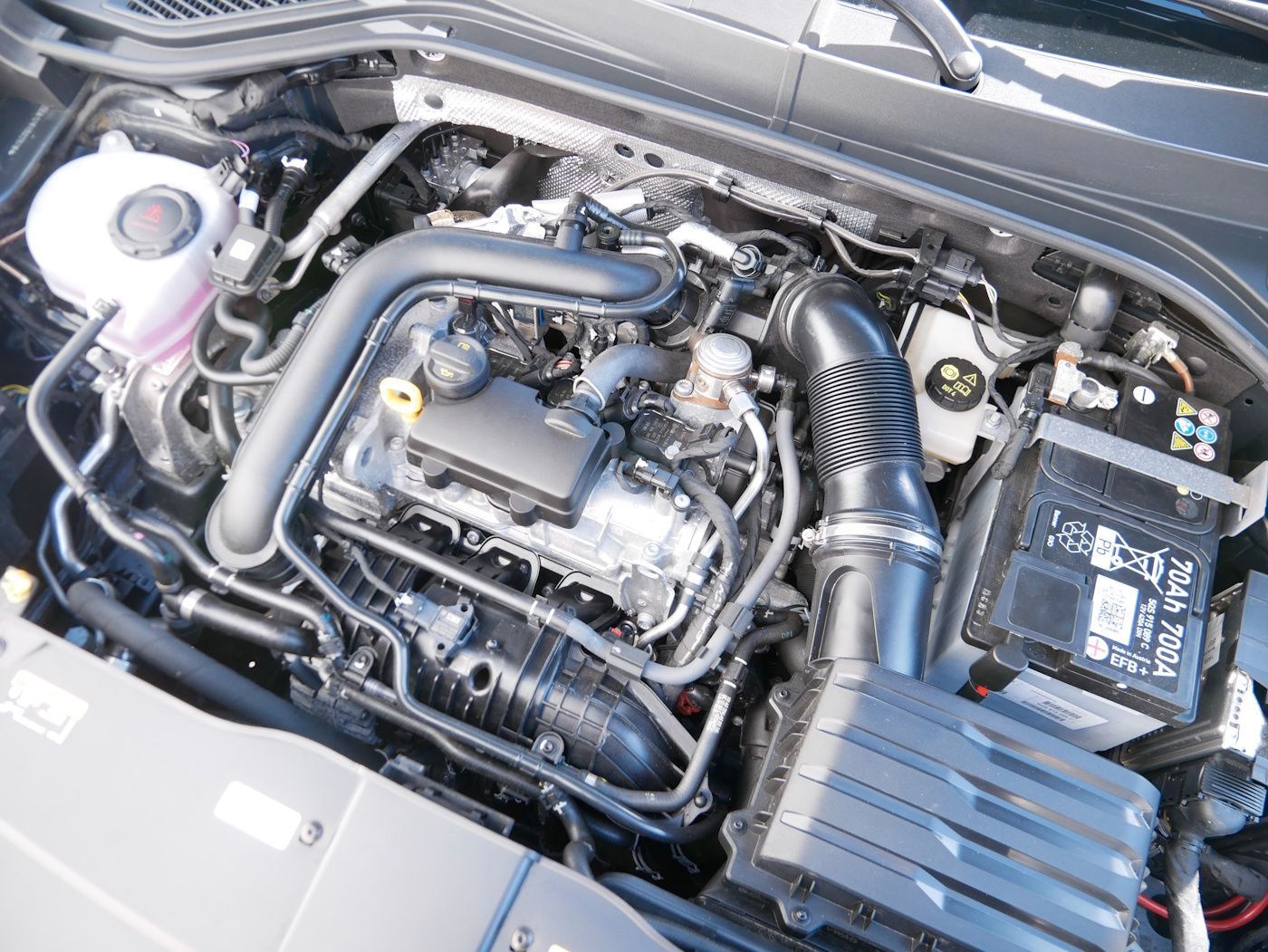 Fahrzeugabbildung Volkswagen T-Roc 1.0 TSI GOAL NEU37T AHK ACC SHZ+LHZ Allwet