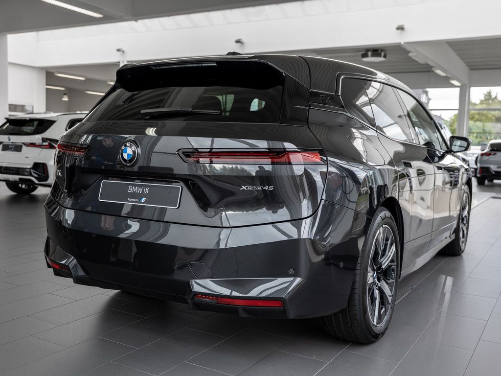 BMW iX - Bild 2
