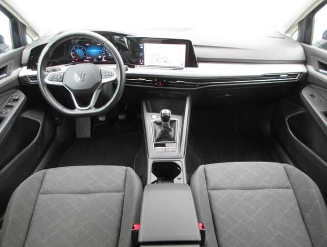 Golf VIII Variant 2.0 TDI Life LED/NAVI+VZE/BUSI