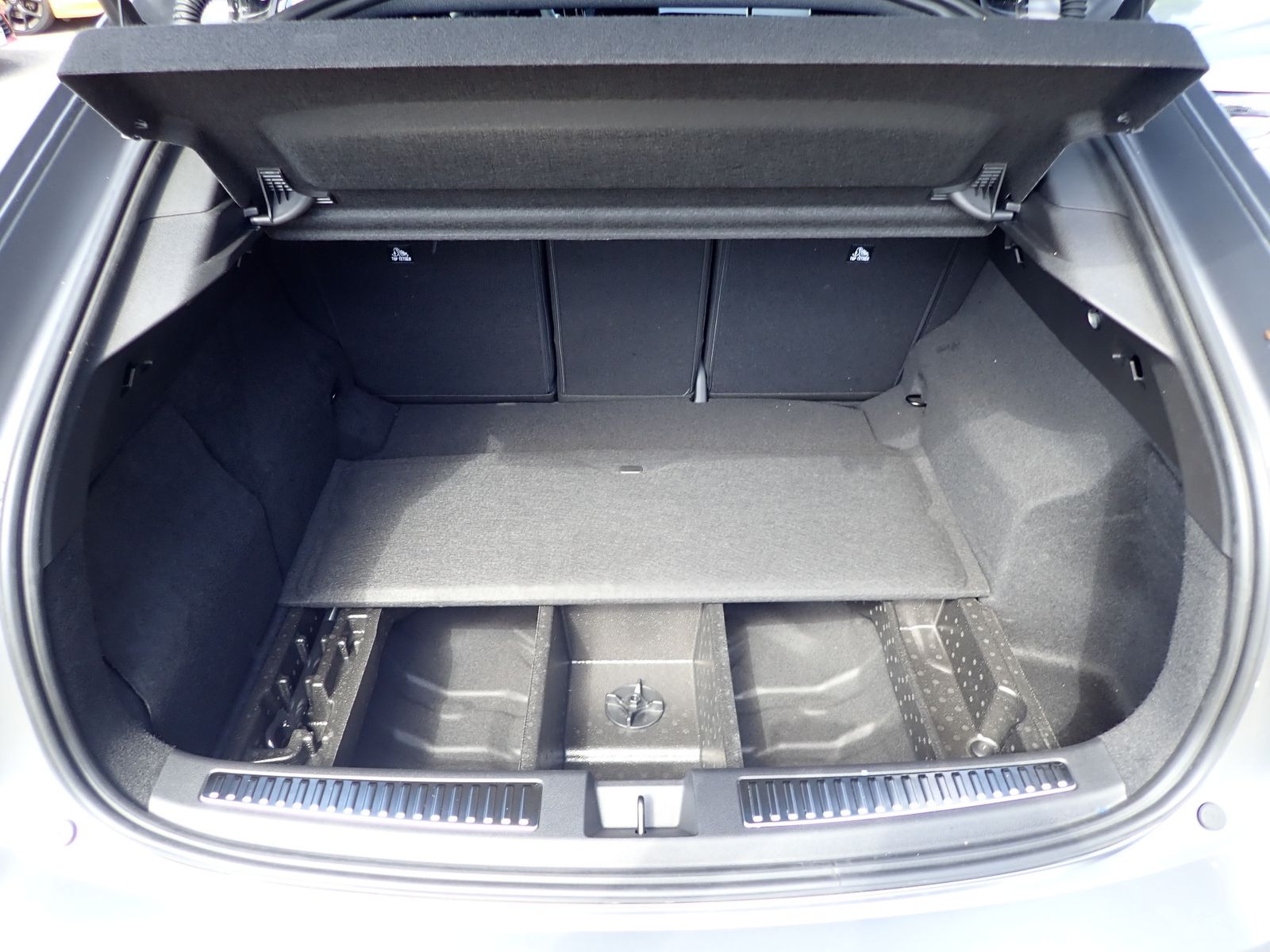 Fahrzeugabbildung Renault Rafale TECHNO FULL HYBRID 200 E-Tech
