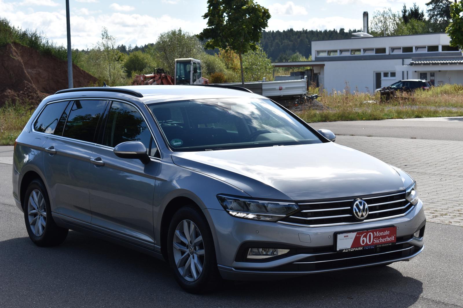 Volkswagen Passat Variant 2.0TDI*LED*AHK*ACC*LANE*DSG