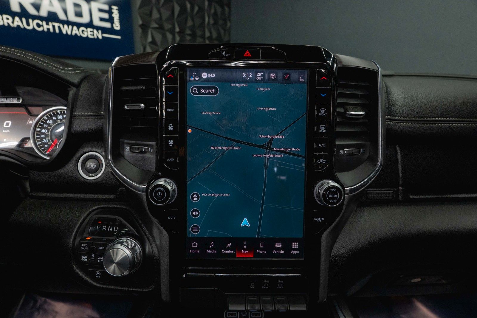 Fahrzeugabbildung Dodge RAM 3.0 MY 25 TWIN TURBO LARAMIE Night Pano ACC