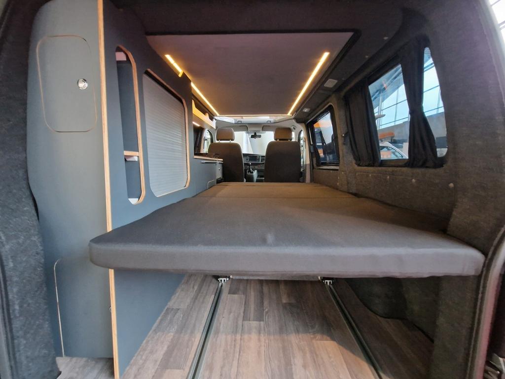 Volkswagen T6 California