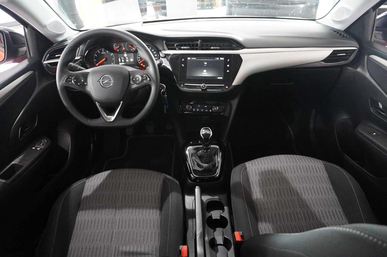 Fahrzeugabbildung Opel Corsa F 1.2T EDITION NAVI/USN/TEMP./SPORT/DAB+