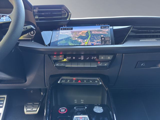 RS3 Sportback 294 kW S tronic PANO 360° SONOS